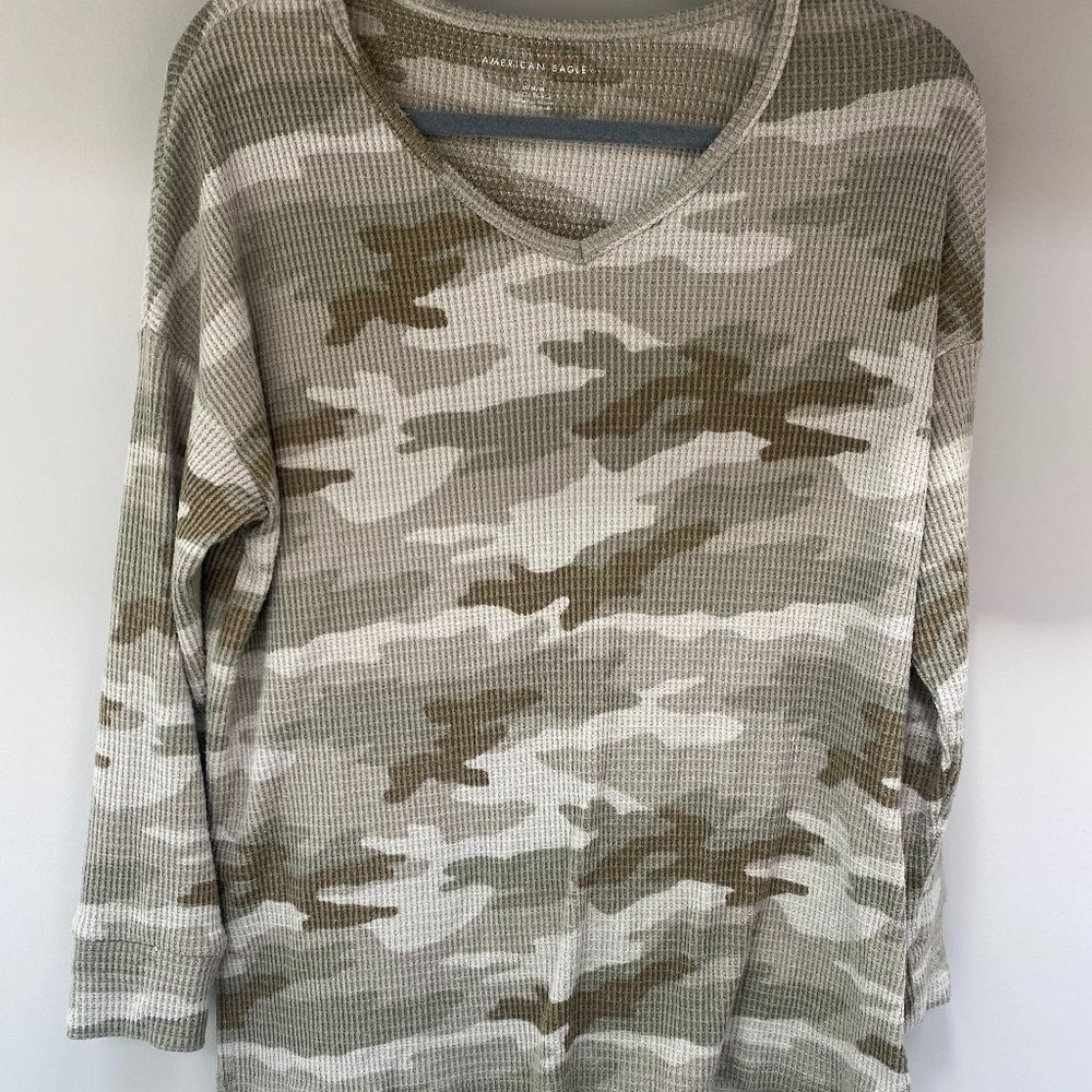 American Eagle Outfitters V- Neck Camo long sleeve waffle shirt